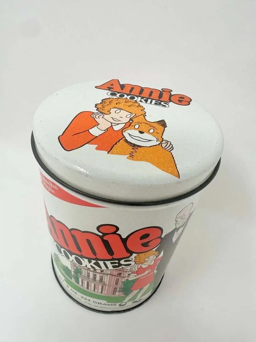 Little Orphan Annie 1981 Movie Release Vintage Tin Canister Jar Tribune Company